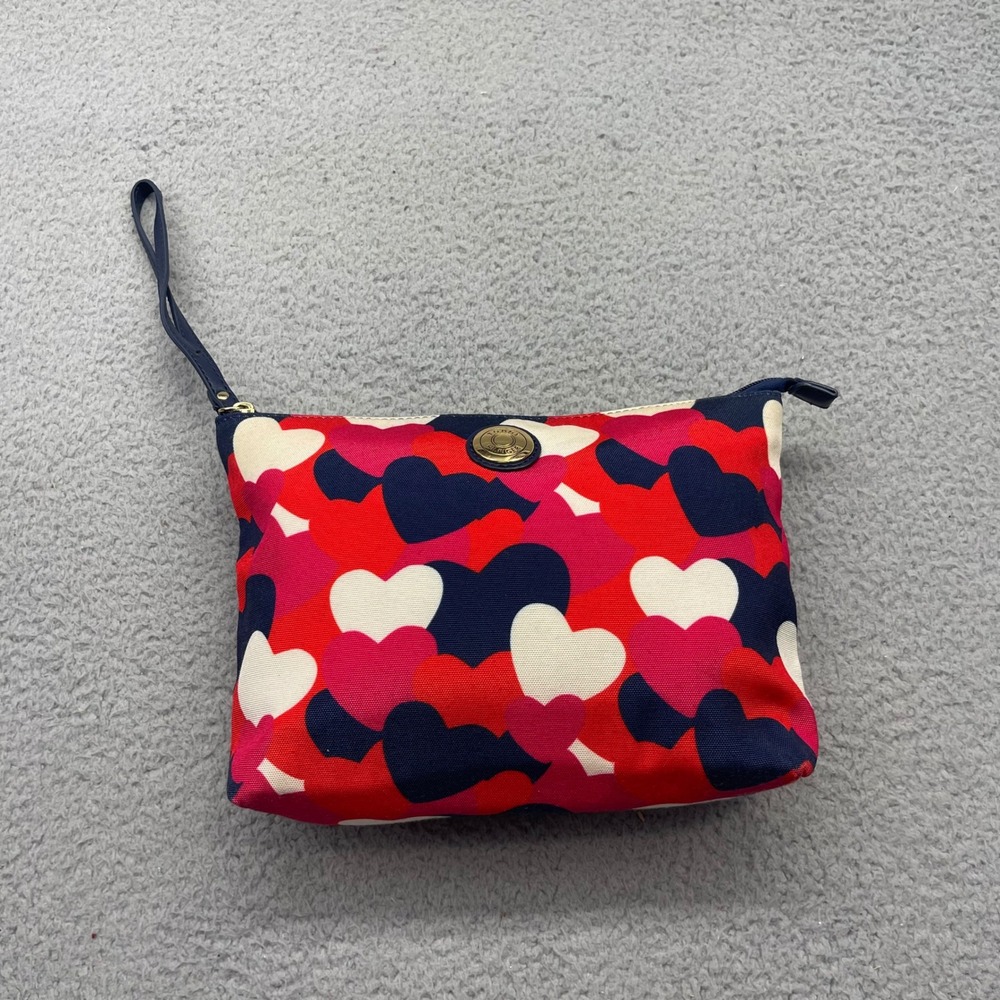 Tommy Hilfiger‎ BW96939542 Red Heart Print Cosmetic Bag Pouch Wristlet Handbag